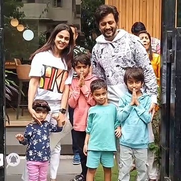 Riteish Deshmukh, Genelia D'Souza, and Kids Spotted in BMW IX After Lunch in Bandra! #BollywoodStars #FamilyOuting #BandraDiaries #RiteishAndGenelia #BMWIX #CelebSighting