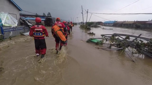 중국 수도권 이어 동북지역도 폭우...지린성 1명 사망·4명 실종 / YTN