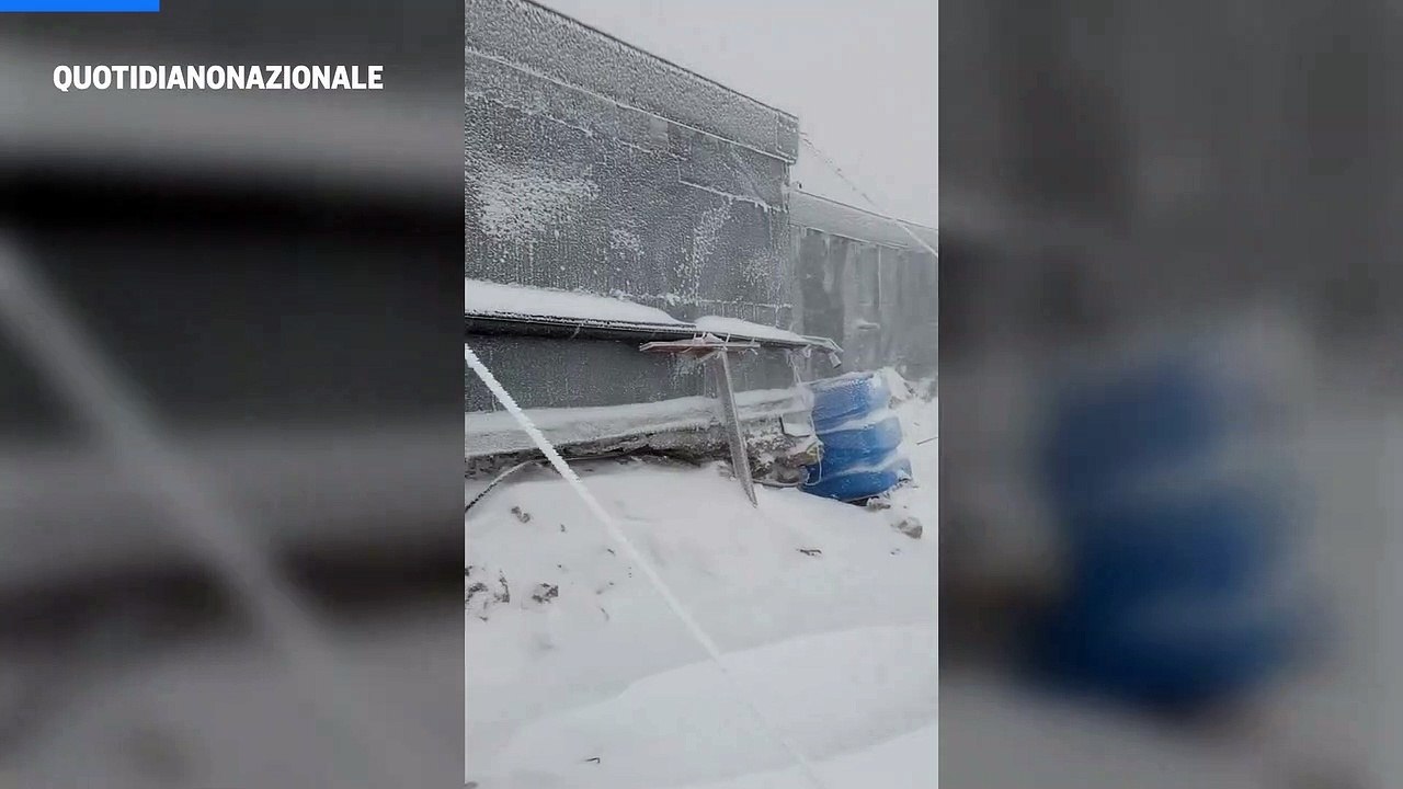 Neve sulla Marmolada, imbiancata la cima di Punta Penia