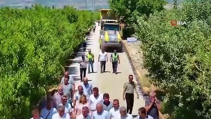 Denizli'de asfalt çalışmaları sürüyor