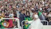 Portugal: le pape en visite éclair à Fatima devant 200.000 fidèles