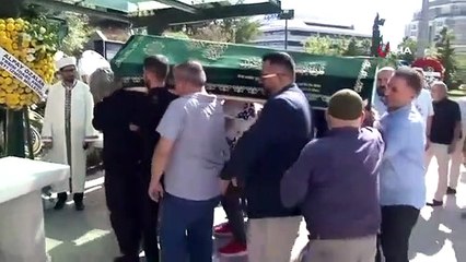 Le journaliste et écrivain Süleyman Özışık a fait ses adieux à son dernier voyage