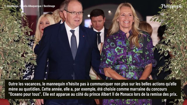 PHOTO Estelle Lefébure sensuelle à 57 ans, le décor de ses vacances est somptueux