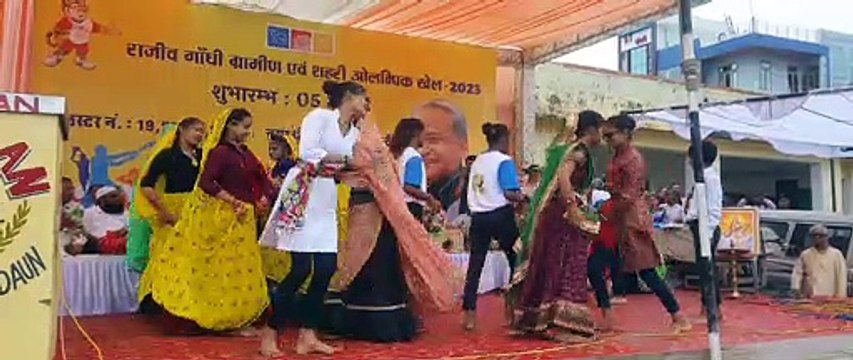 शहरी ओलंपिक खेलों का रंगारंग आगाज, पहले दिन स्थगित रहे मैच