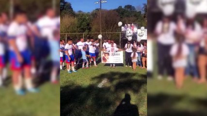 Familiares de Silvana da Silva Hoffman realizam homenagem