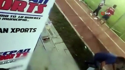Ils ont ensanglanté le terrain de football au Mexique ! 4 morts, de nombreux blessés