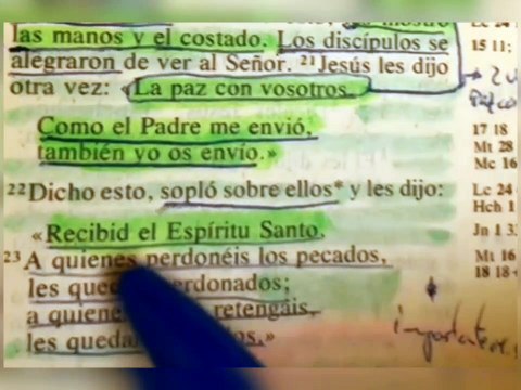 ¿Los Hombres (Sacerdotes) pueden perdonar pecados? ¿qué dice la Biblia? - Padre Juan Molina
