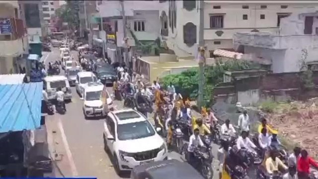 ఎన్టీఆర్ జిల్లా: కేశినేని నాని కోసం భారీగా తరలి వచ్చిన తెలుగు తమ్ముళ్లు