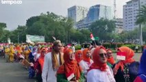 Istana Berkebaya Diikuti Warga, ASN, Istri Pejabat Hingga Puteri Indonesia