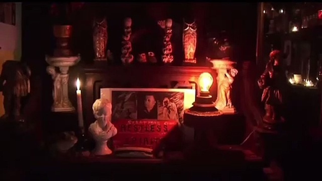 ANNABELLE , ENTRIAMO NELLA STANZA DOVE E CUSTODITA !!!
