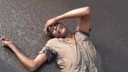 పశ్చిమ గోదావరి: నడిరోడ్డుపై తాగుబోతు వీరంగం