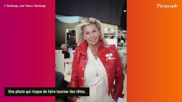 Alerte à Saint-Tropez ! : Caroline Margeridon canon sans haut de maillot de bain, elle est comparée à Pamela Anderson