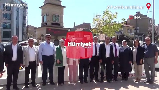 Yeğenini bakan olarak ilk defa karşısında görünce gözyaşlarına hakim olamadı