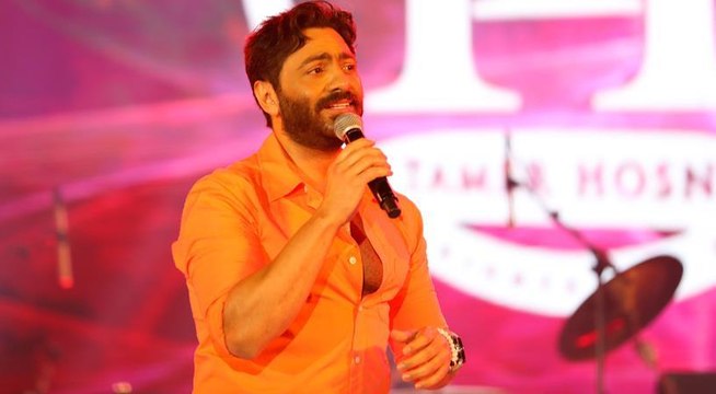 تامر حسني يرد على رأي كريم عبد العزيز في فيلم البدلة