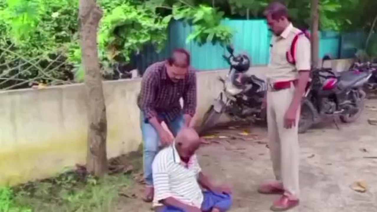 శ్రీకాకుళం జిల్లా: మానవత్వం చాటుకున్న ఎస్పీ