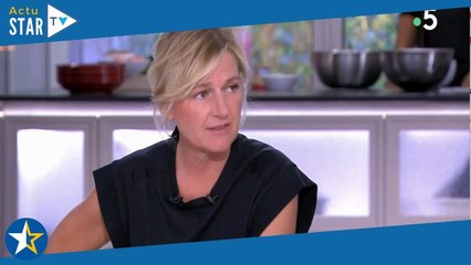 C à vous  un célèbre chroniqueur quitte l'émission présentée par Anne Elisabeth Lemoine !