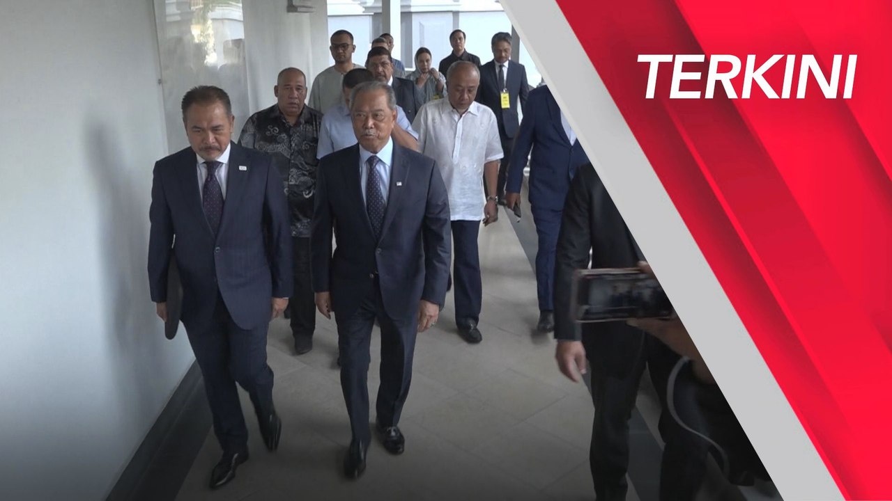 [TERKINI] Mahkamah lepas, bebas kes salah guna kuasa Muhyiddin