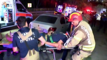 Hafriyat kamyonu devrildi, şoför yaralandı