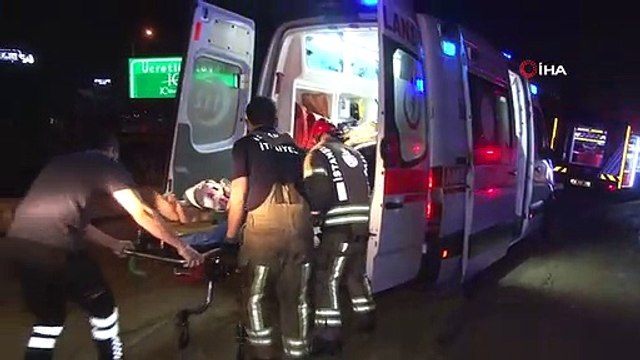 Başakşehir'de virajı alamayan hafriyat kamyonu yan yattı: 1 yaralı