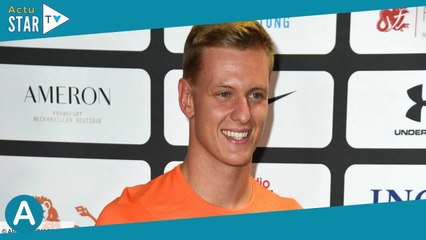 Incroyable ! Michael Schumacher, son fils Mick est devenu son sosie !