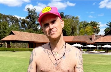 Robbie Williams wants to get his face plumped with fillers