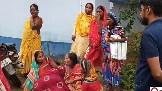 नवादा: खेत में काम करने गए युवक की करंट के चपेट में आने से हुई मौत, परिजनों में मचा कोहराम