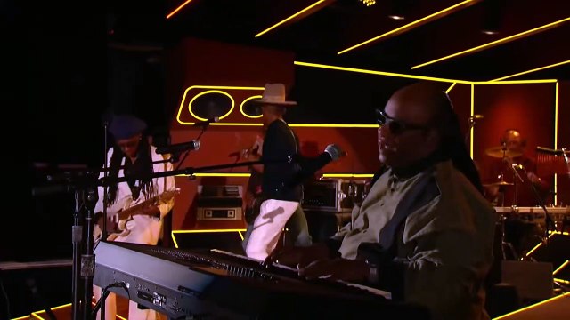 Daft Punk - Get Lucky (Live Grammy Awards 2014)