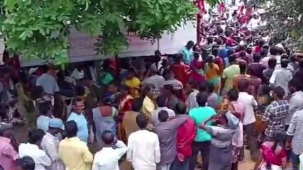 విశాఖ జిల్లా: జన సందోహంగా మారిన గాంధీ విగ్రహం సెంటర్