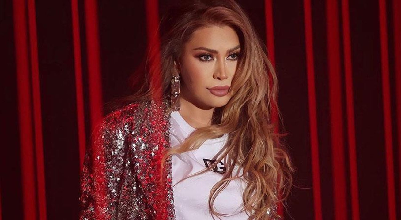 نوال الزغبي تعود للأغنية الخليجية بـ "فخامة معاليك"