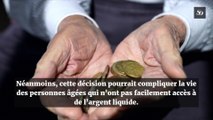 Ce pays envisage d’interdire les cartes bancaires aux personnes âgées