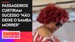 Bombou nas redes: Alcione anima voo atrasado com 'show' particular