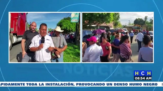 Pobladores de Esparta, Atlántida bloquearon la CA-13 exigiendo pavimentación