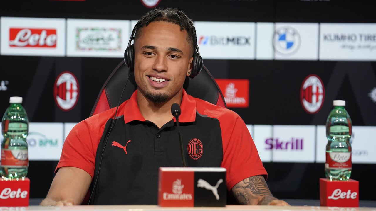 Noah Okafor: la conferenza stampa di presentazione