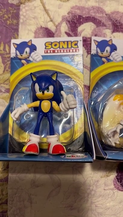 2.5” Sonic the hedgehog, Tails, Retro Eggman, Chomper, Silver