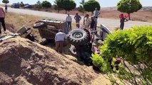 Tracteur chargé d'orge renversé à Çankırı： Une personne perd la vie