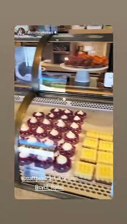 Le chanteur a visiblement fait de gros achats.M.Pokora chez Cyril Lignac.