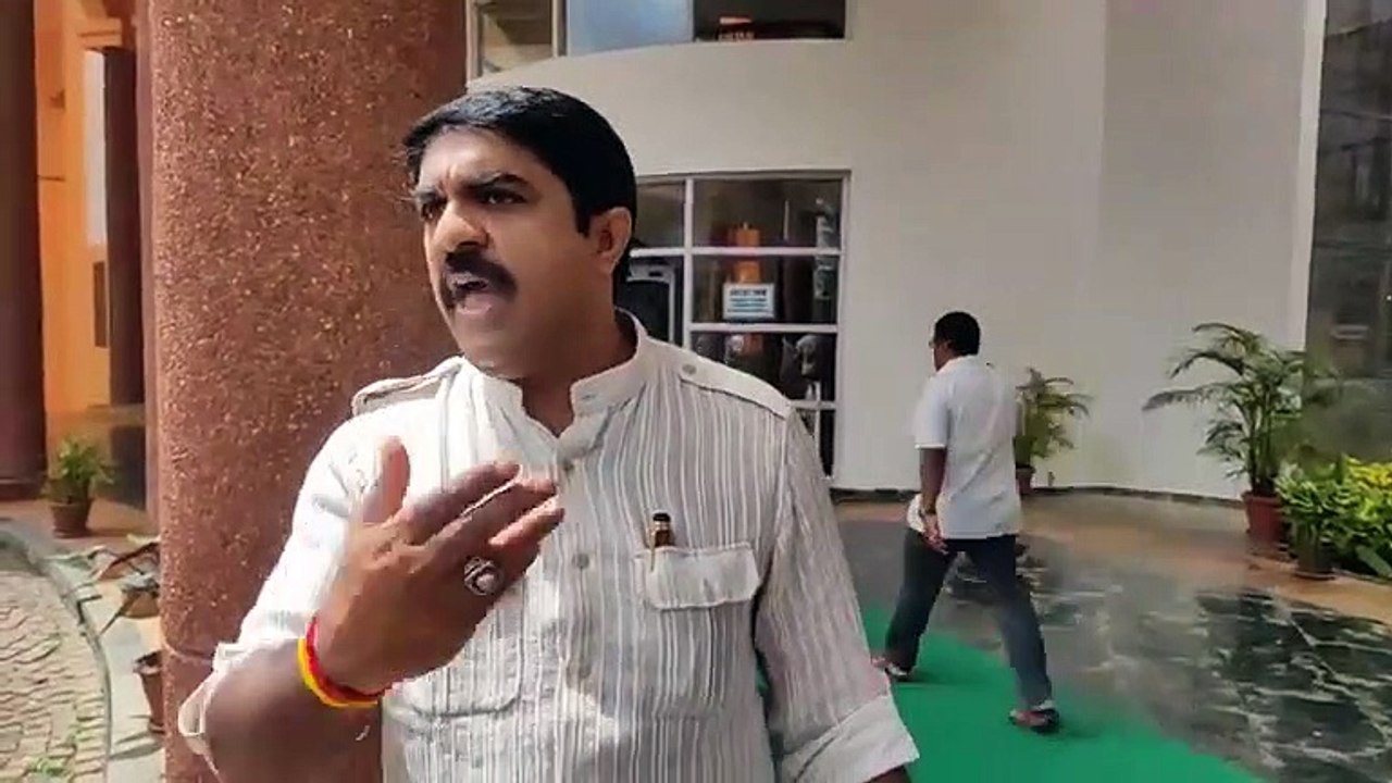 Goan Reporter News:: Mla Vijai Sardesai comments on on St Cruz  Panchayat issue