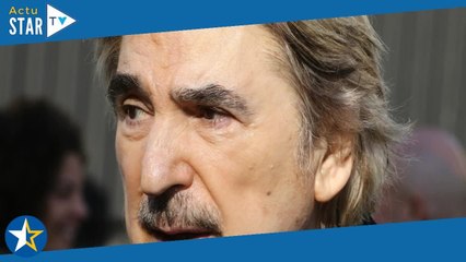 "Je me vois sur la route, couché" : Serge Lama revient sur le terrible accident de voiture qui a bou