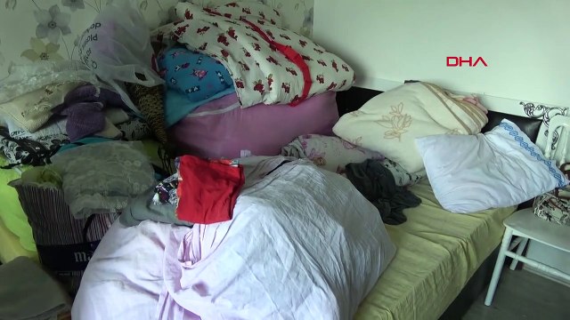 LES MURS DU BÂTIMENT FISSURÉS, LES PROPRIÉTAIRES DEMANDENT DE L'AIDE NOUS MOURONS