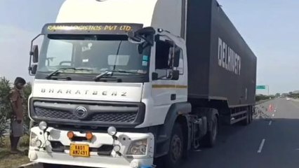 బాపట్ల జిల్లా: లారీ డ్రైవర్ మృతి.. బ్రేకులు వేసి..