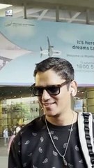 Vijay Varma का एअरपोर्ट पर दिखा स्टाइलिश लुक