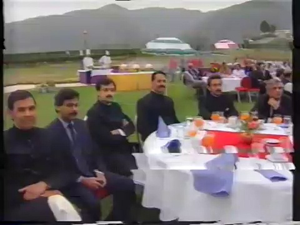 World Cup 1992 Ceremony: Imran Khan and Nawaz Sharif