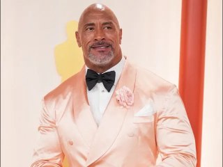 Grève à Hollywood : Dwayne Johnson (The Rock) fait une (très) grosse donation pour soutenir le mou