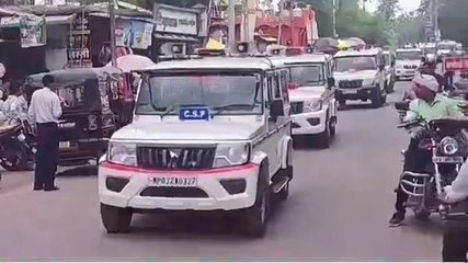 खंडवा: कावड़ यात्रा पर हुआ पथराव, पुलिस ने निकला फ्लैग मार्च, चप्पे चप्पे पर है तैनात