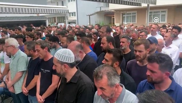 Kandıra'da Boğulma Tehlikesi Geçiren Kadını Kurtarmak İsterken Kendisi Boğuldu