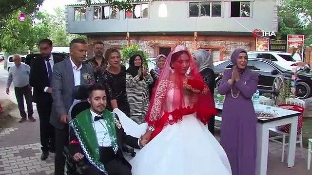 L'amour d'Alihan, handicapé physique, et de la mariée philippine n'a connu aucun obstacle