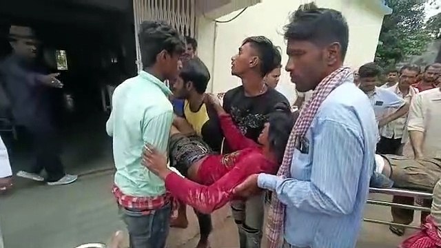 Tractor-trolley overturned, four laborers injured, one in critical condition