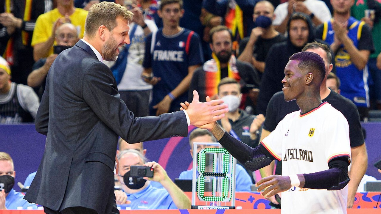 'Hat unseren Horizont erweitert': Wagner und Schröder huldigen Nowitzki