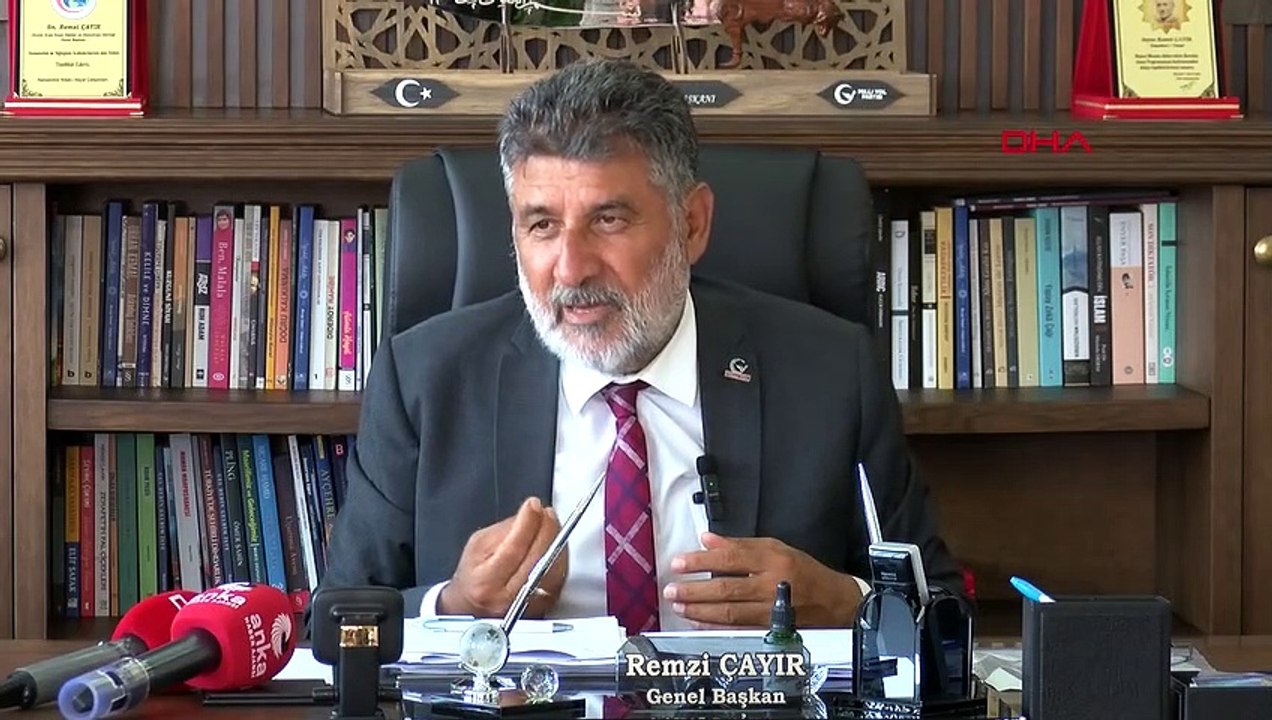 Les membres du conseil d'administration de Mazl...