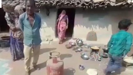 शहडोल: योजना का मिला लाभ फिर भी फूंक रही चूल्हा,जाने वजह
